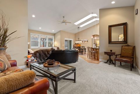 Tiny photo for 2449 SW 43rd Street, Redmond, OR 97756 (MLS # 220212209)