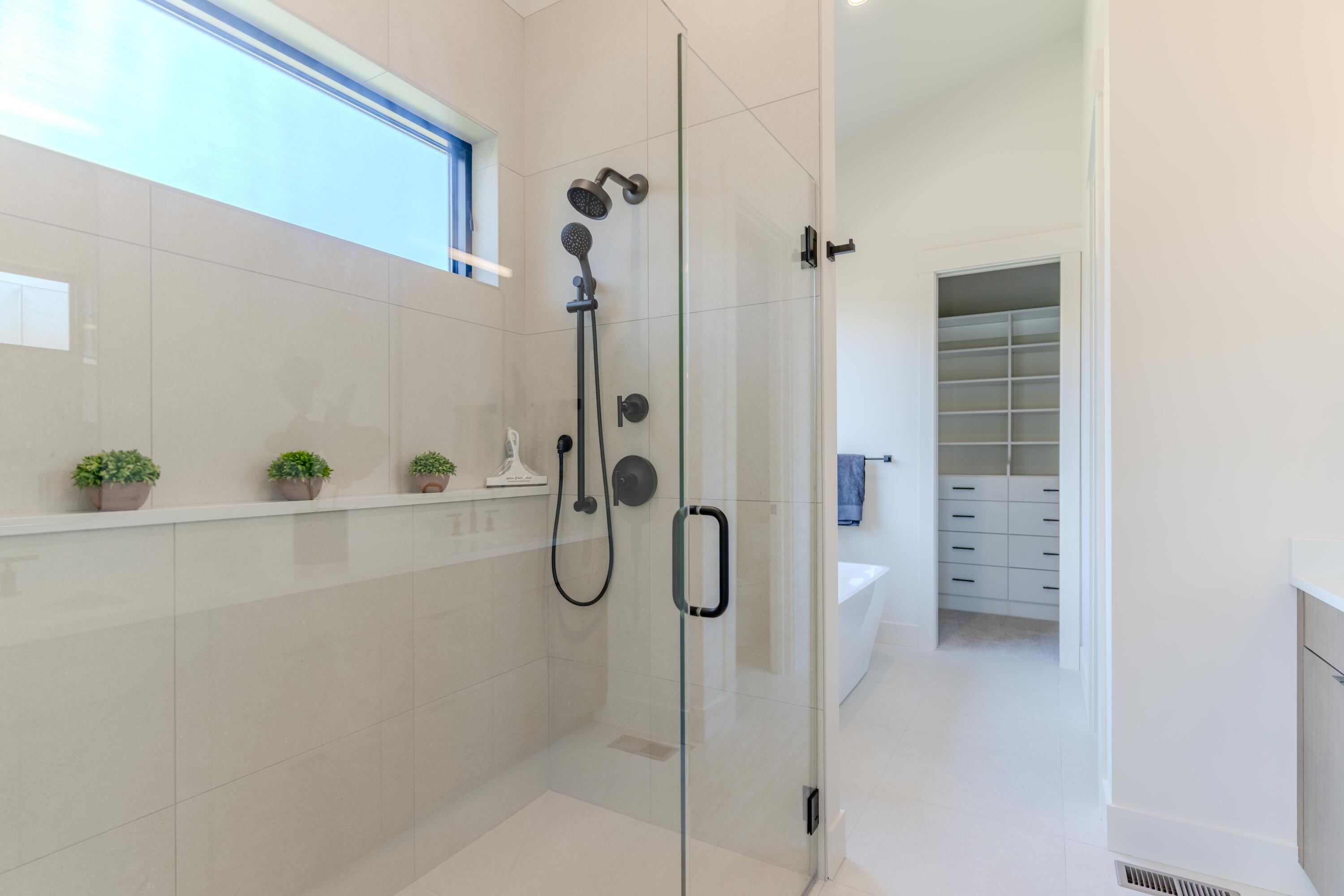 Discovery West Phase 6 & 7 - Residential