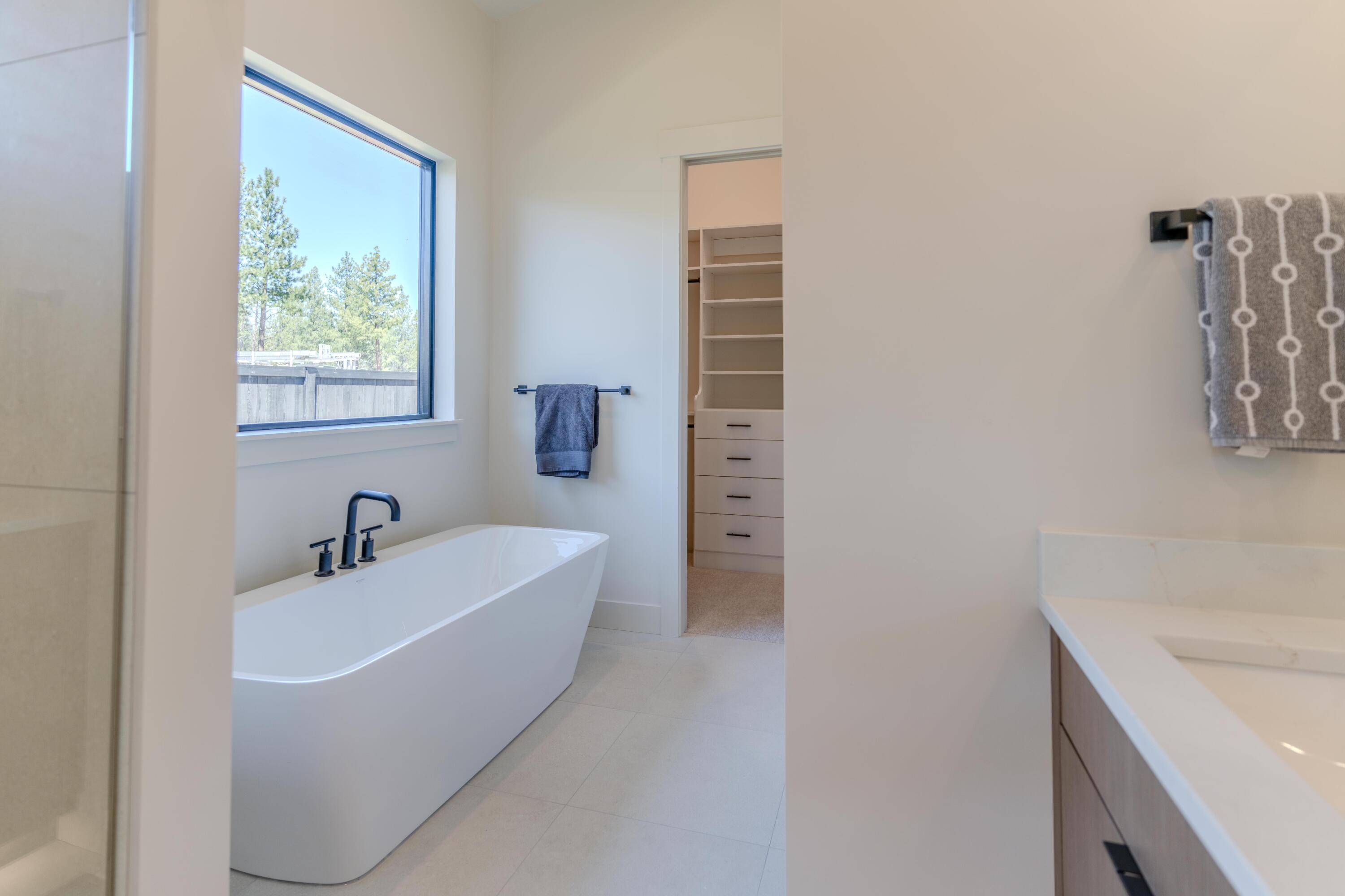 Discovery West Phase 6 & 7 - Residential