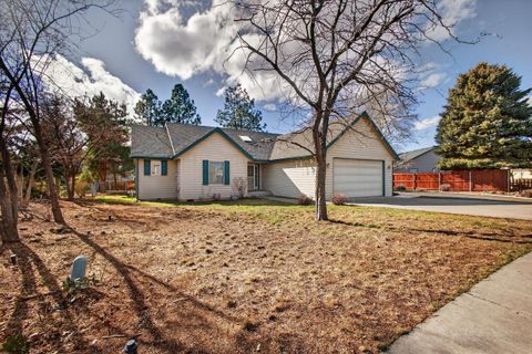 2440 SW Indian Avenue Redmond OR 97756