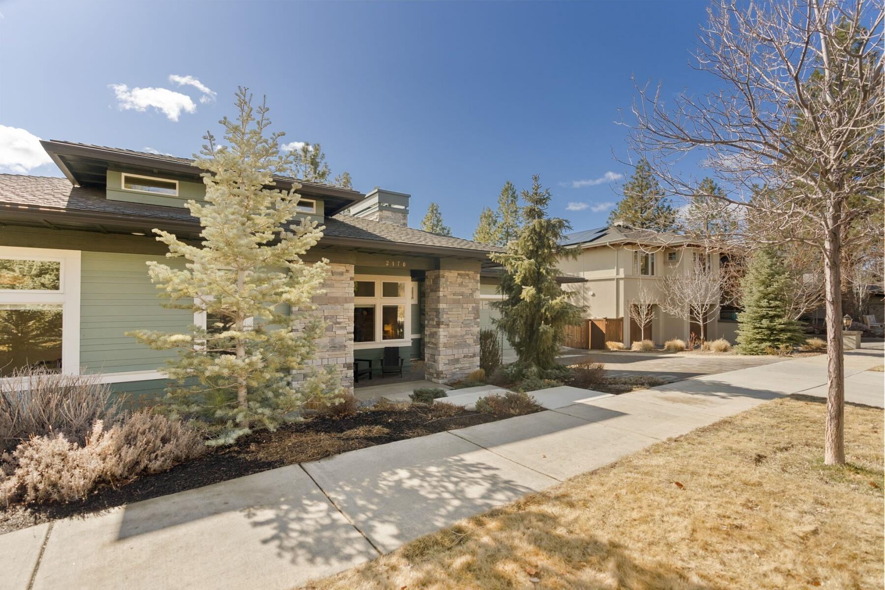 2170 NW Lolo Drive