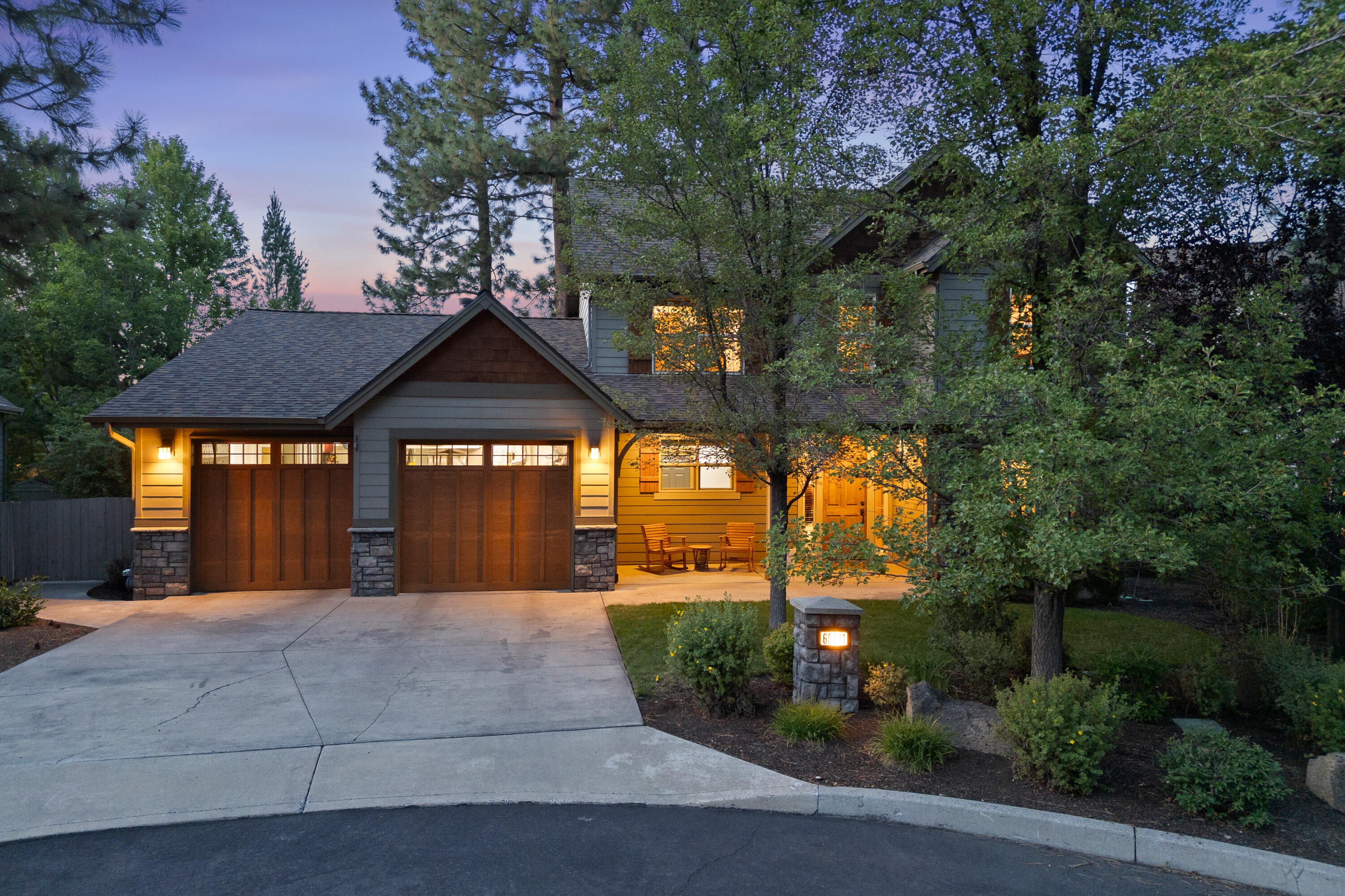 60811 Goldenwood Loop
