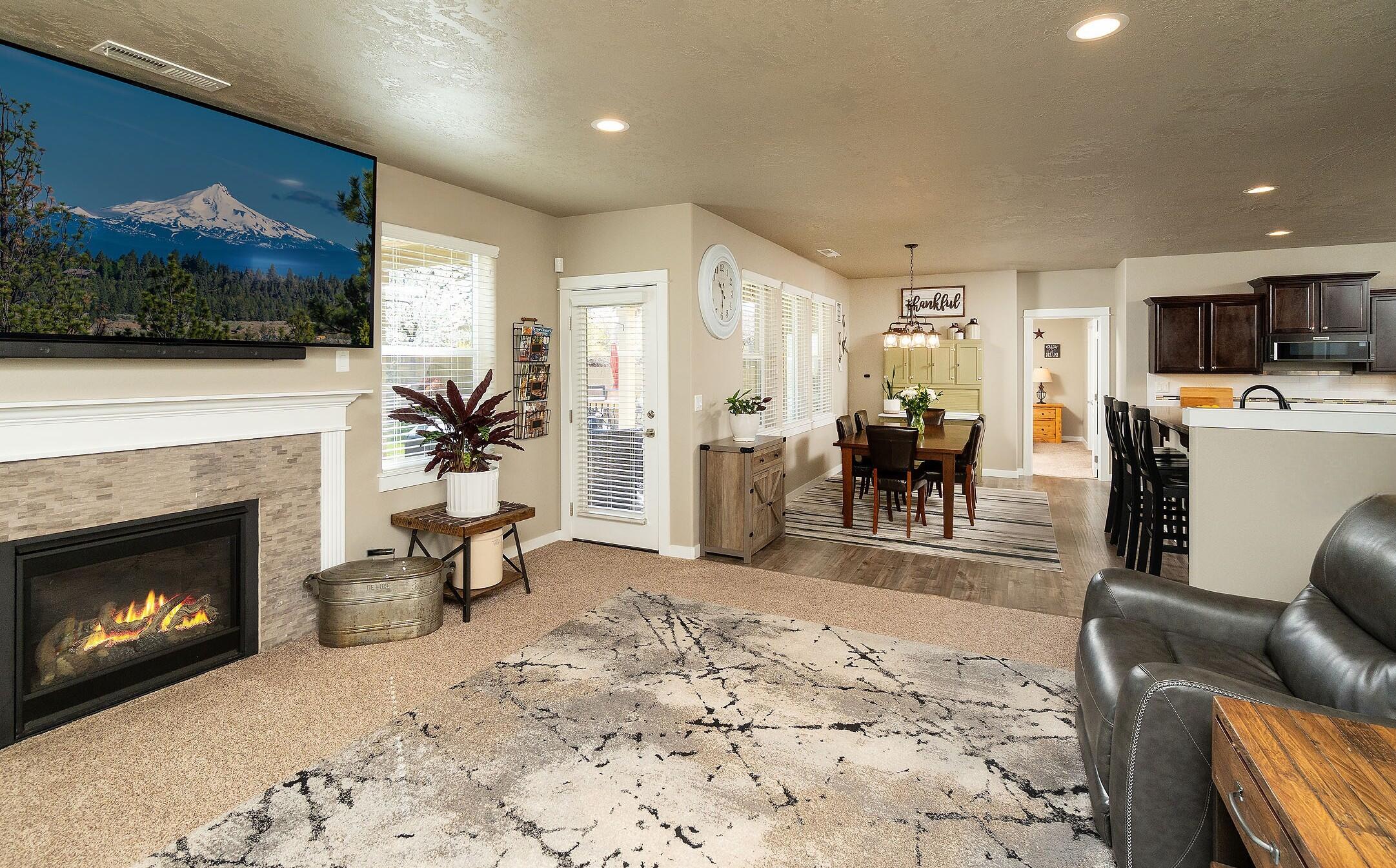 2744 SW 47th Street