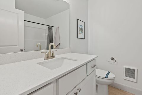 Tiny photo for 4071 SW Obsidian Place #150, Redmond, OR 97756 (MLS # 220217017)