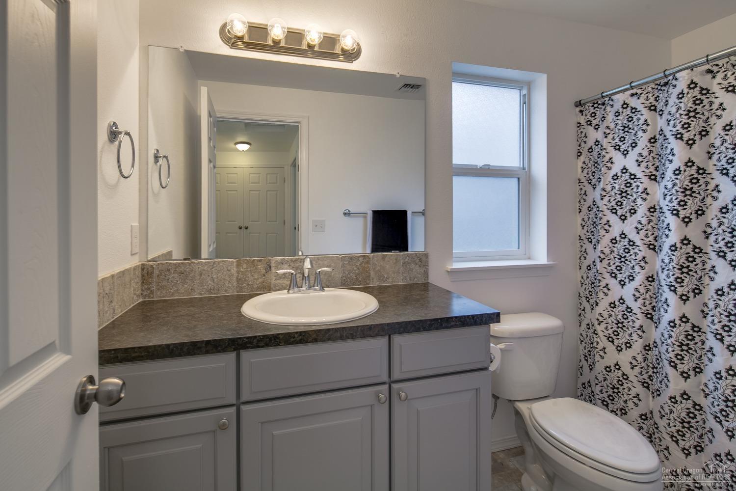 Diamont Pines - Residential