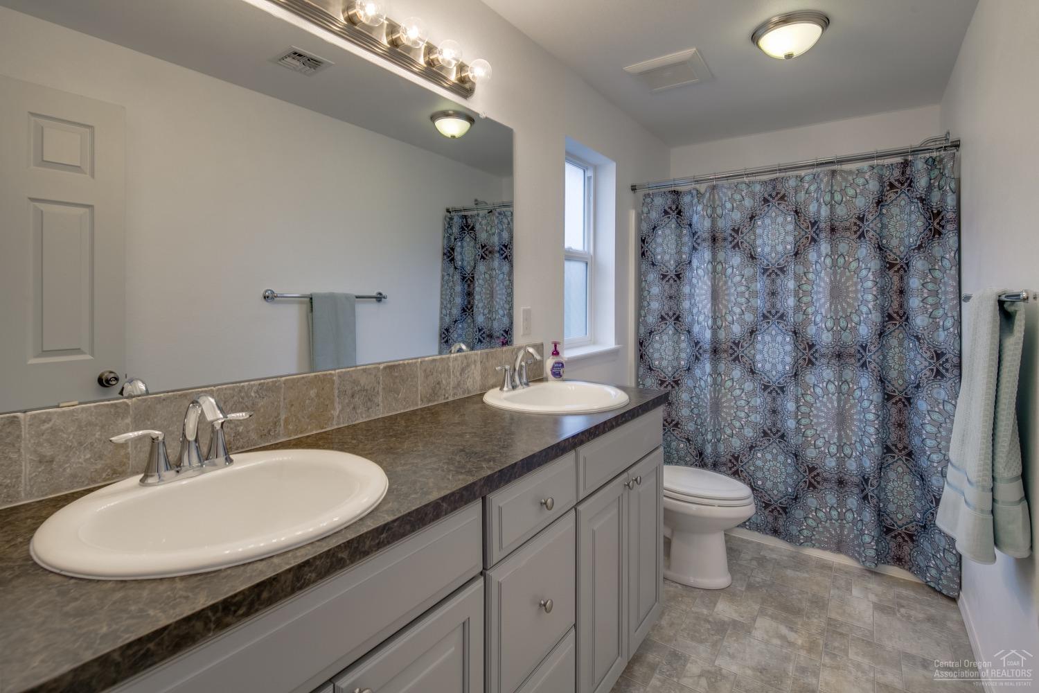 Diamont Pines - Residential