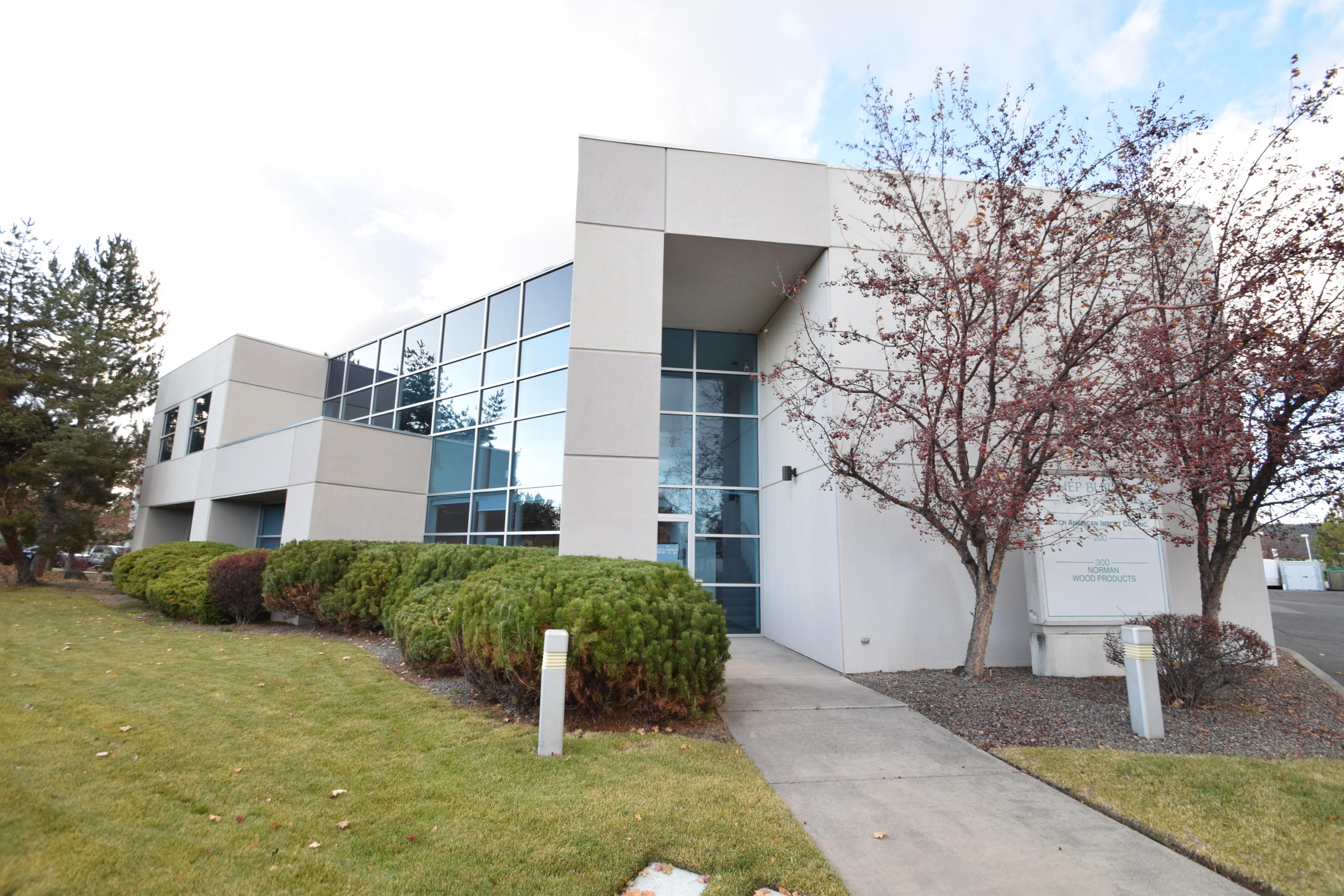 Colorado Point - Commercial Sale