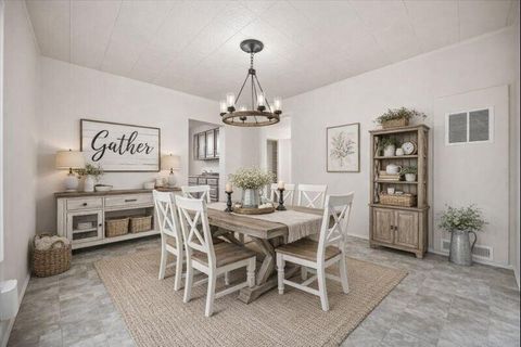 Tiny photo for 606 SW 2nd Street, Pendleton, OR 97801 (MLS # 220213232)