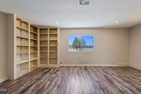 Tiny photo for 6492 SW 51st ST, Redmond, OR 97756 (MLS # 220224152)