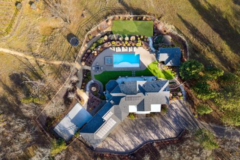 Tiny photo for 80 Placer Hill Drive, Jacksonville, OR 97530 (MLS # 220214293)