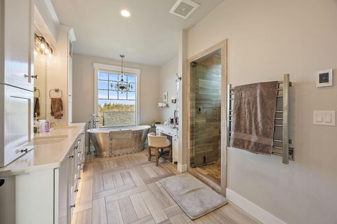 Tiny photo for 80 Placer Hill Drive, Jacksonville, OR 97530 (MLS # 220214293)