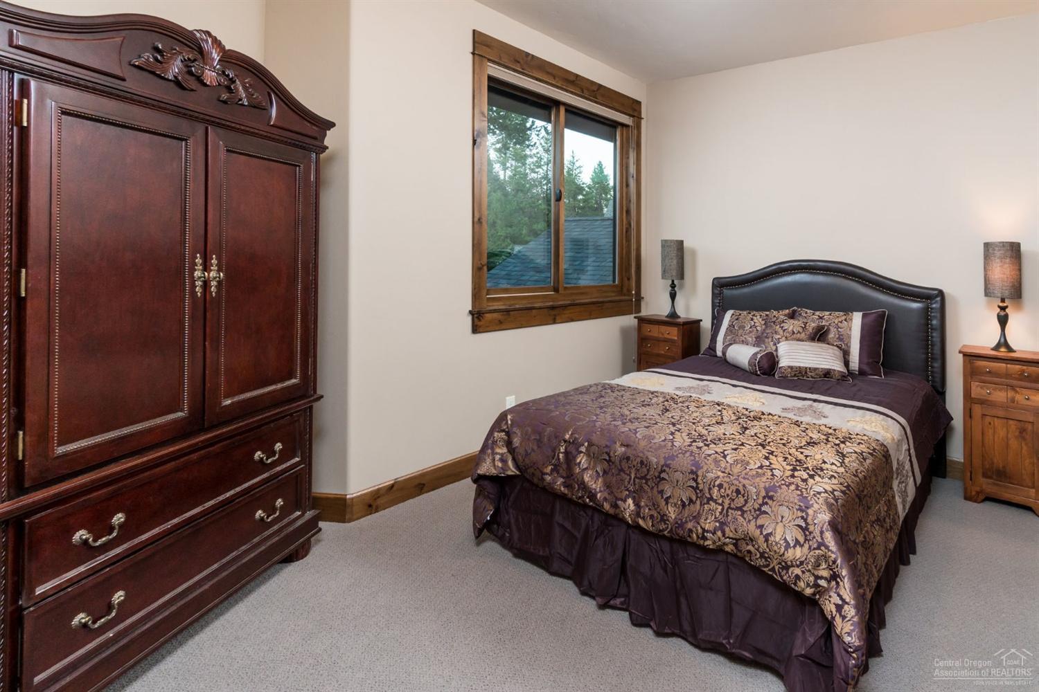 Fairway Crest Village - Residential