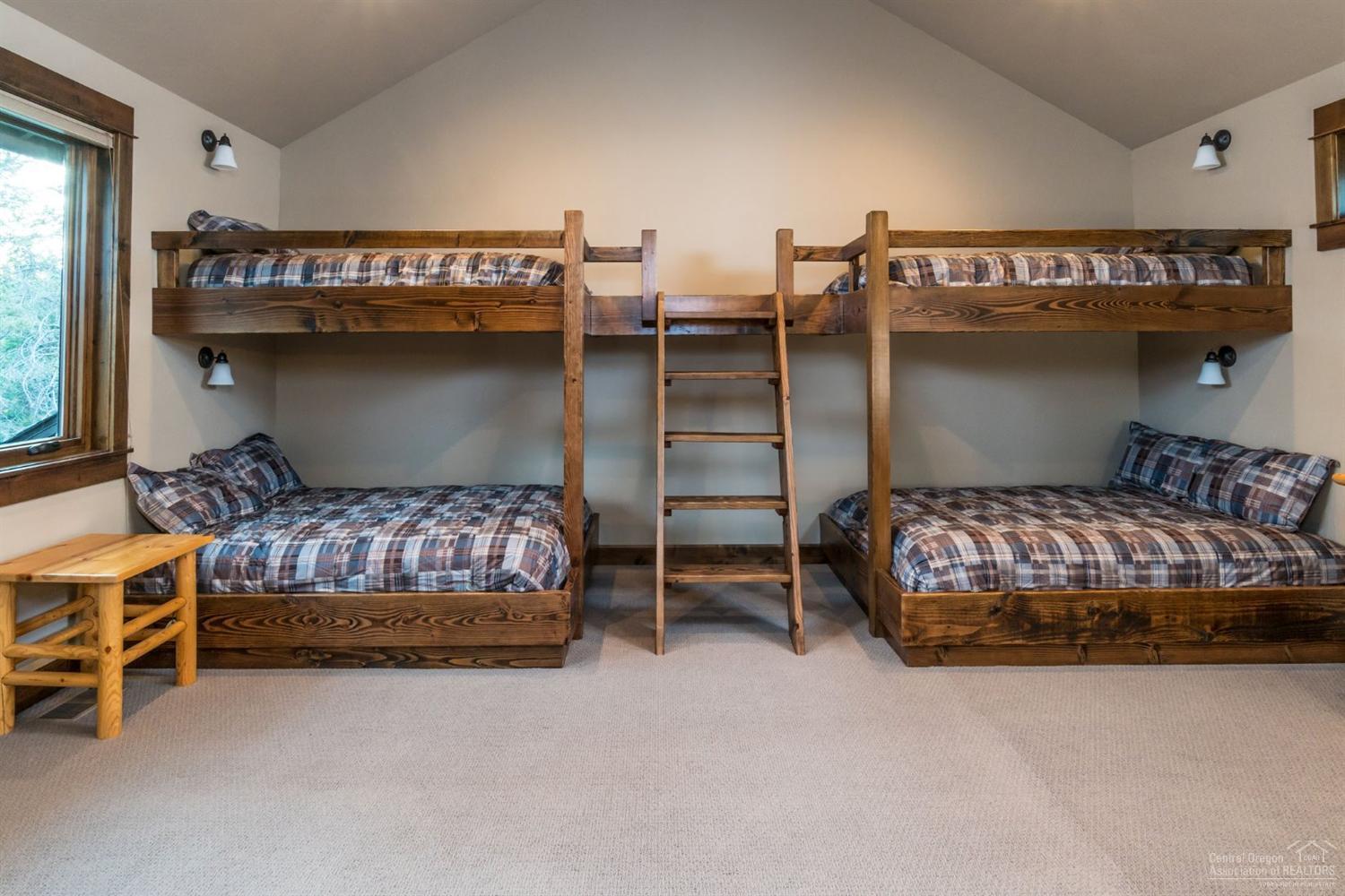 Fairway Crest Village - Residential