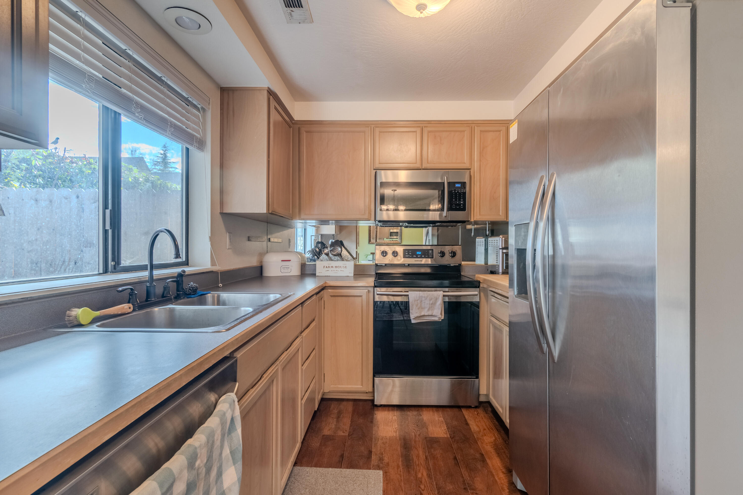 Edgewood Townhomes - Residential