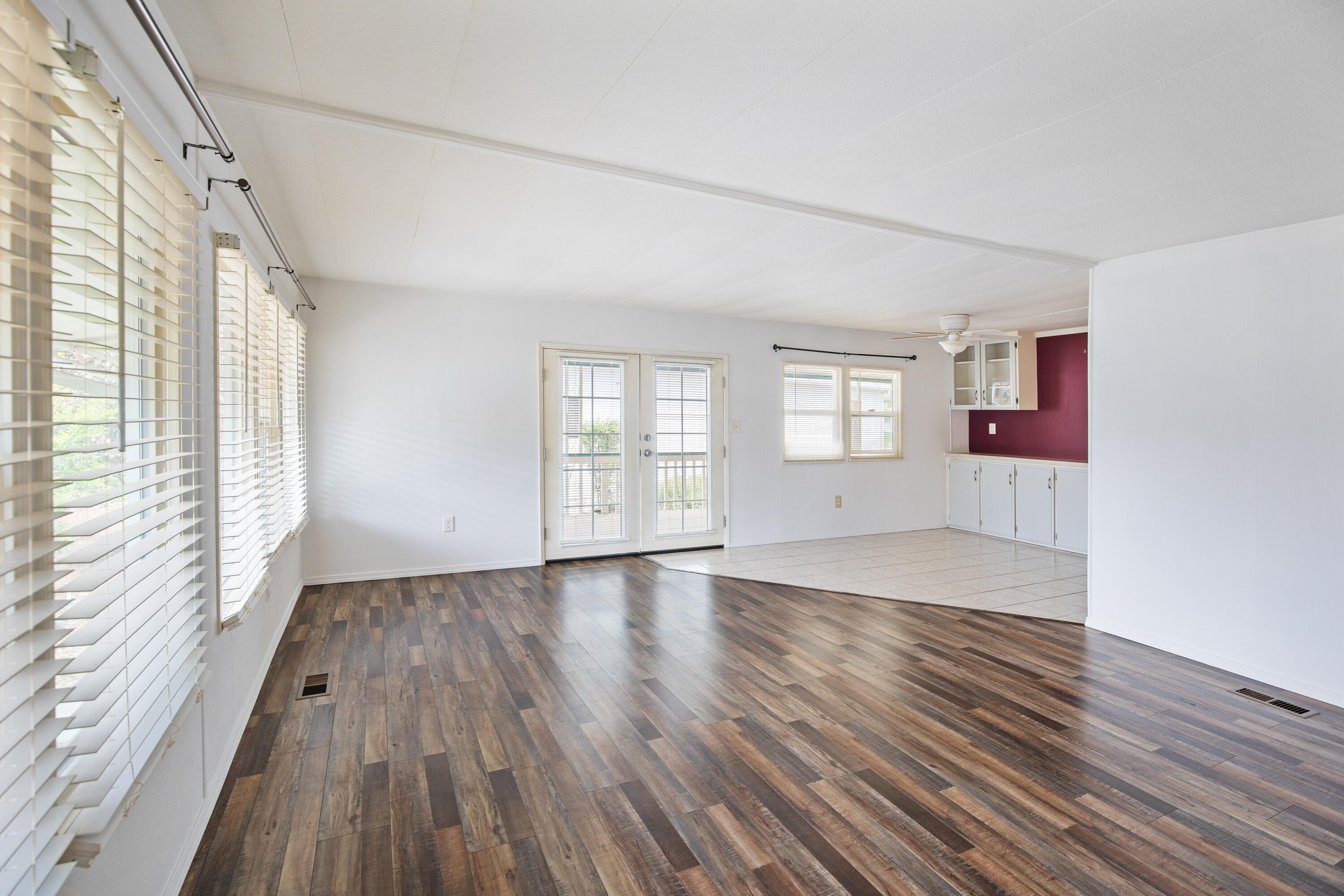 Rogue Lea Estates - Residential