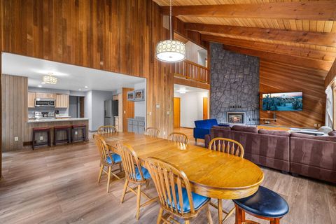 Photo of 13168 Hawks Beard, GH 133, Black Butte Ranch, OR 97759 (MLS # 220215471)