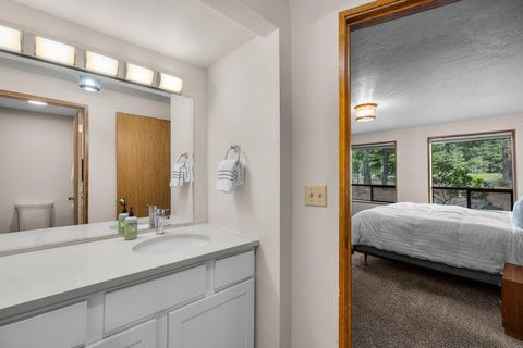 Tiny photo for 13168 Hawks Beard, GH 133, Black Butte Ranch, OR 97759 (MLS # 220215471)