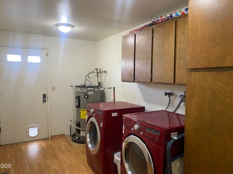 Tiny photo for 434 Pelican Street, Klamath Falls, OR 97601 (MLS # 220222597)