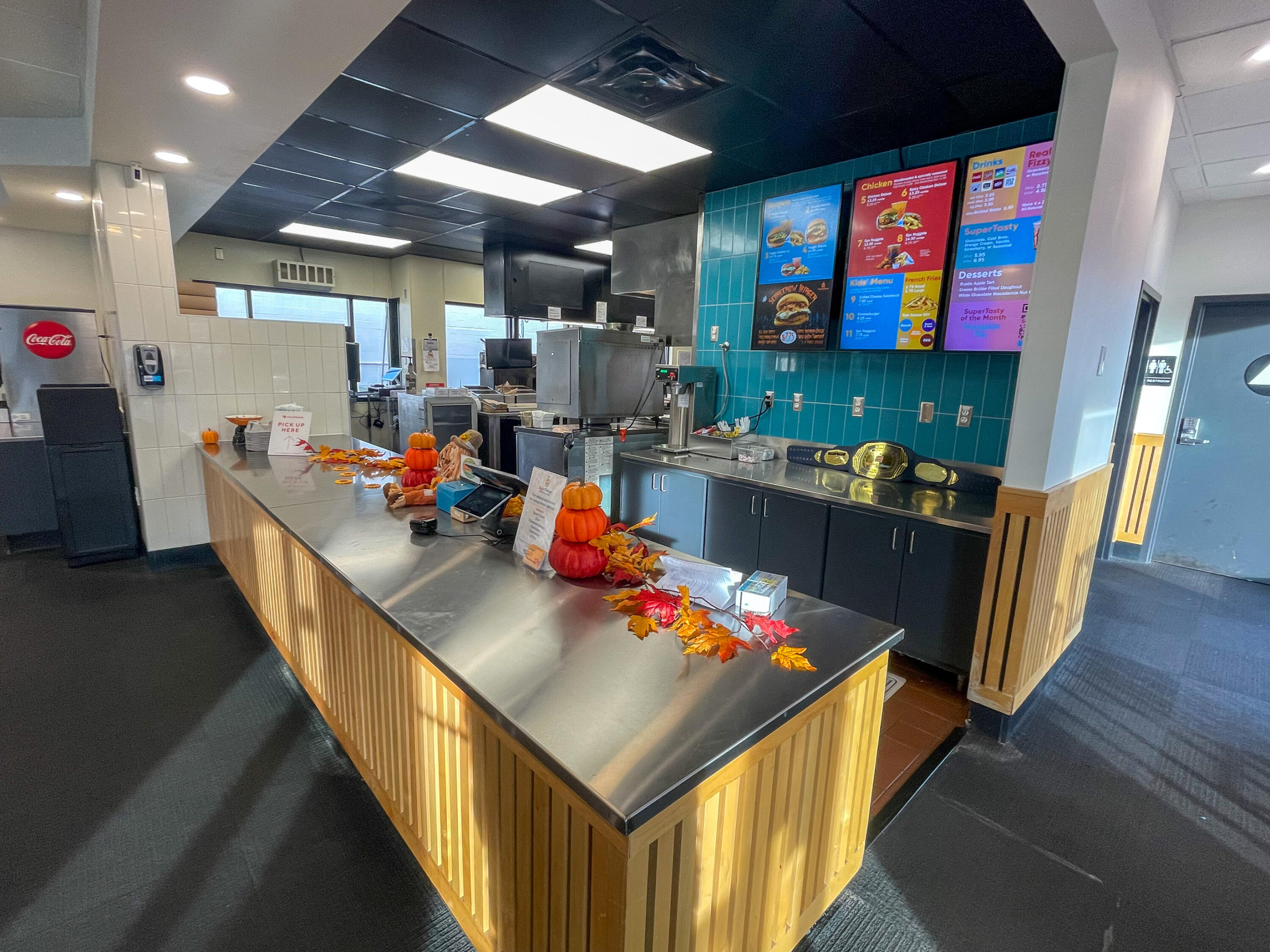 Center - Commercial Sale