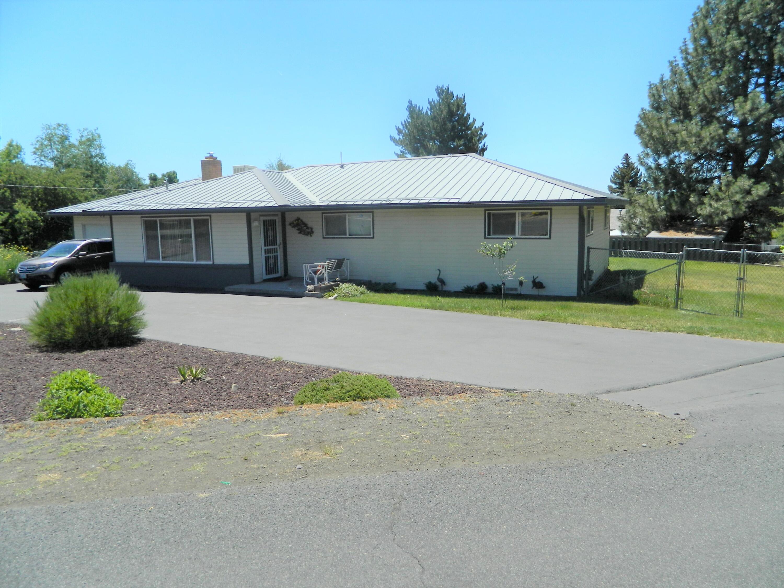 Moyina - Residential