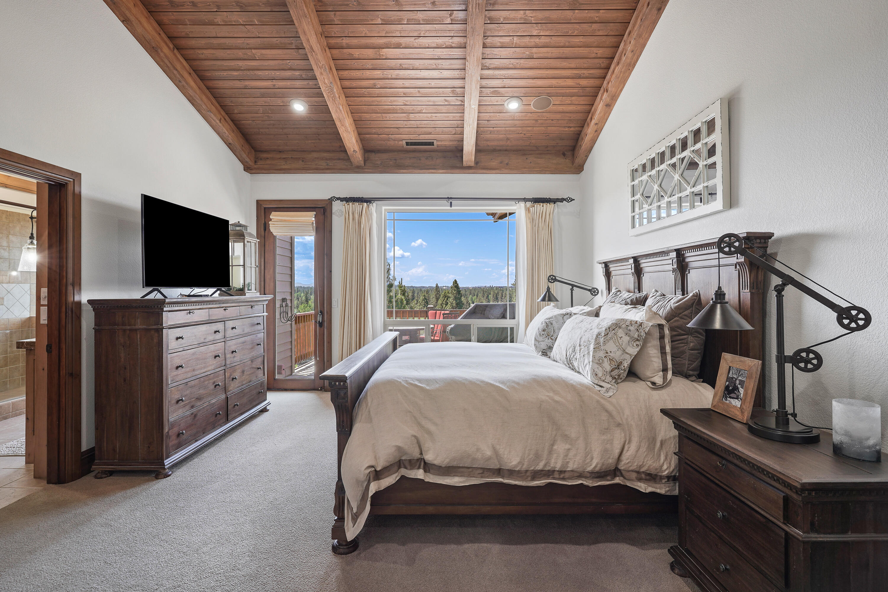 Skyliner Summit - Residential