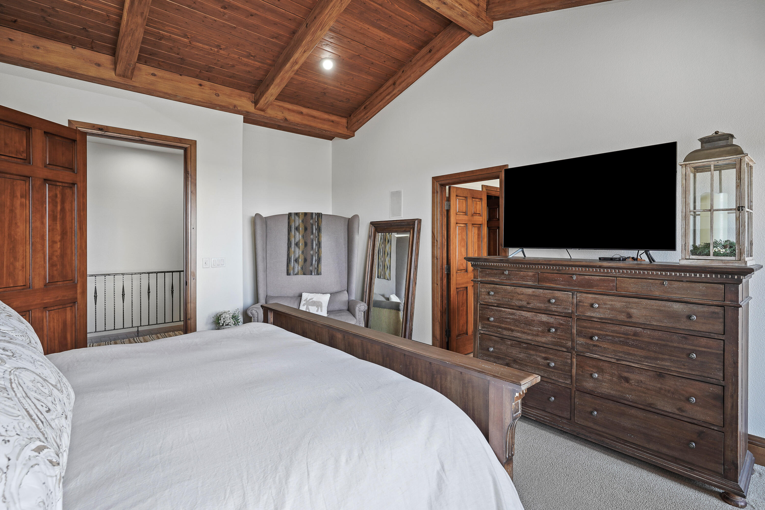 Skyliner Summit - Residential