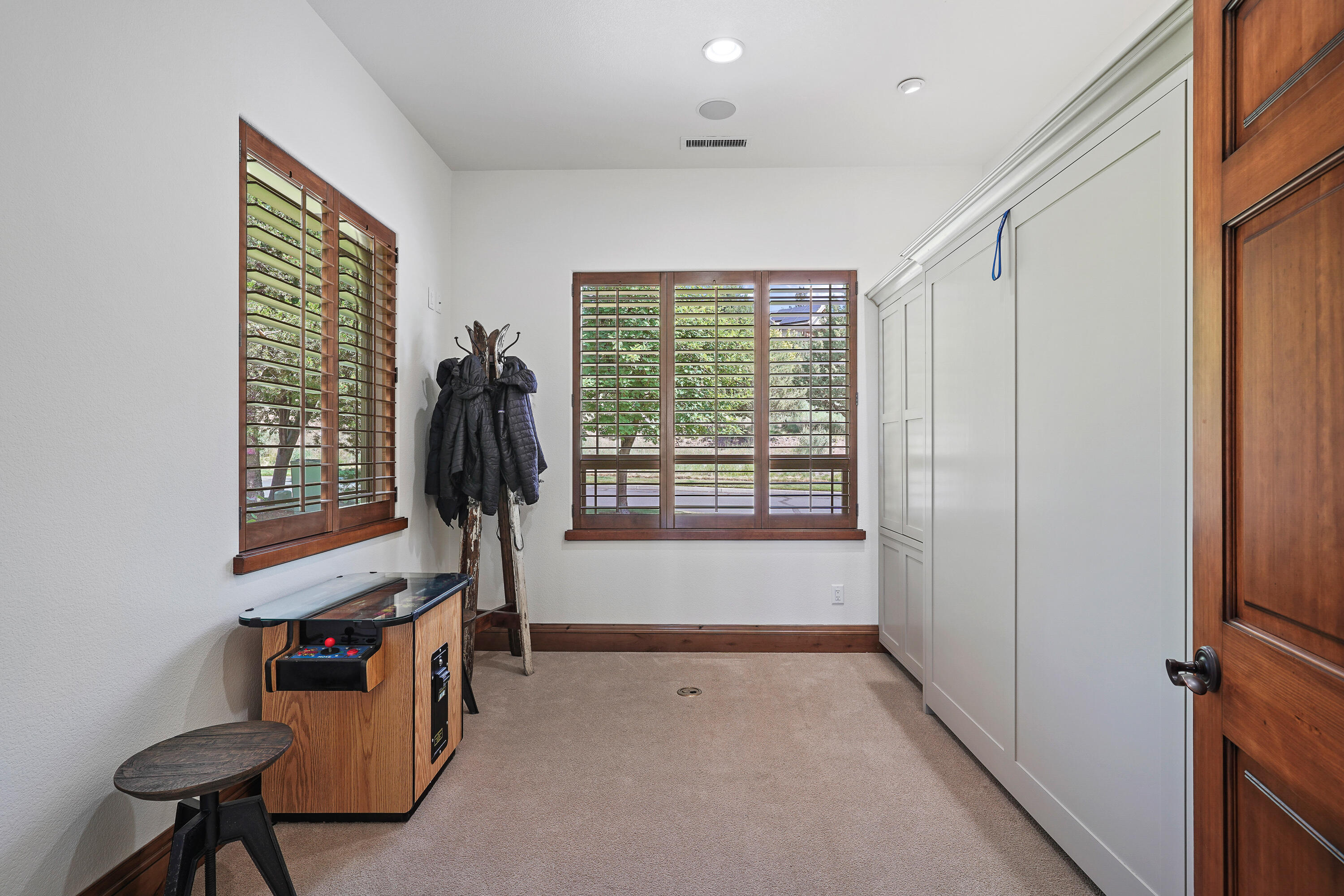 Skyliner Summit - Residential