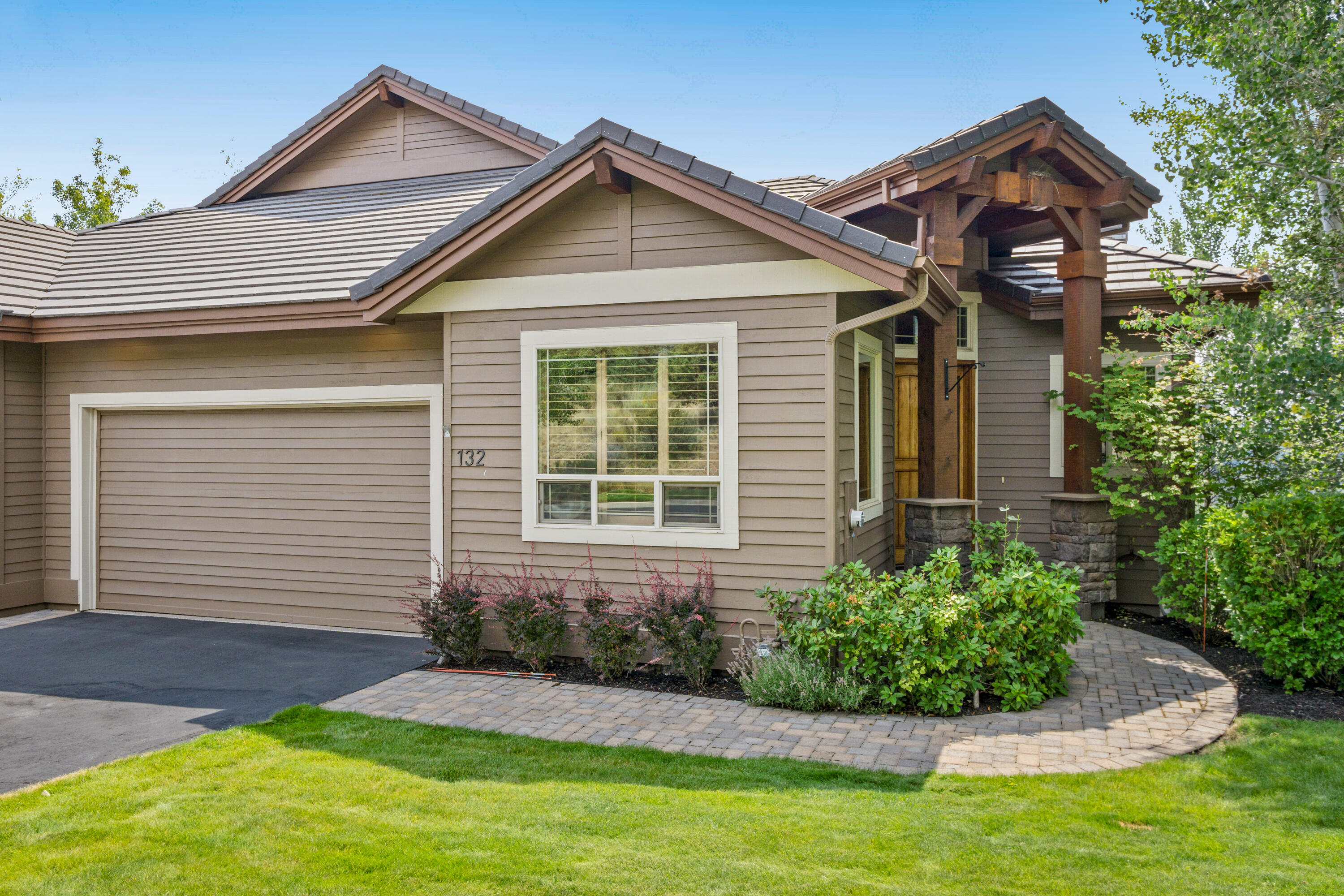 Skyliner Summit - Residential