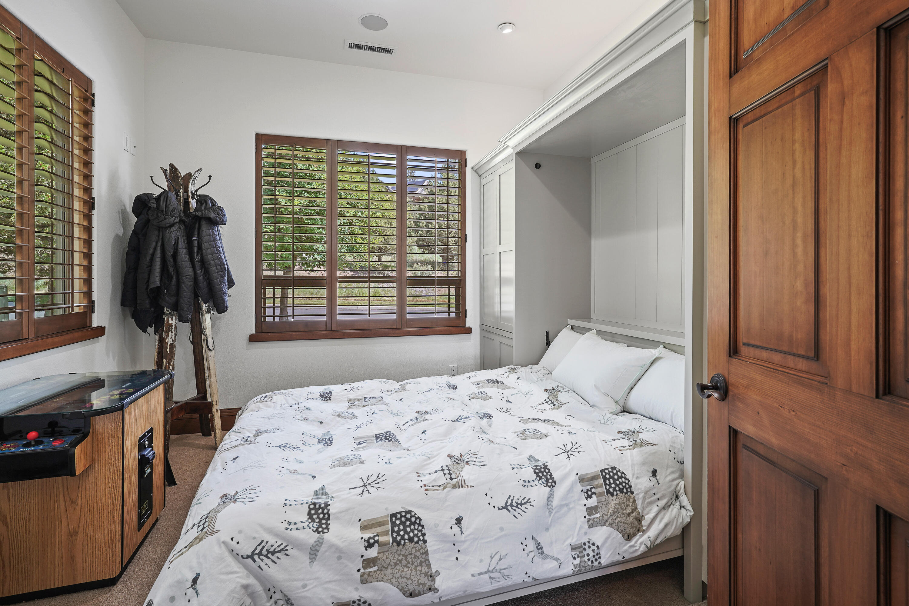 Skyliner Summit - Residential