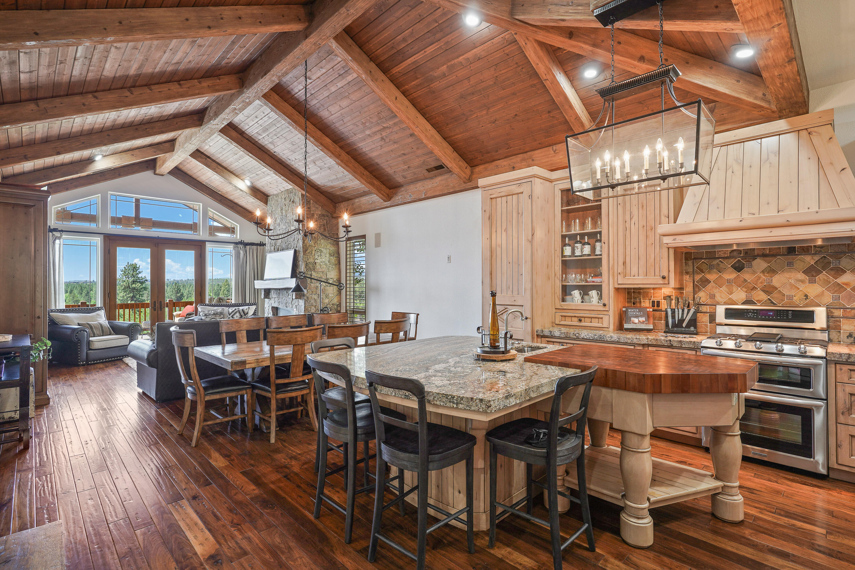 Skyliner Summit - Residential