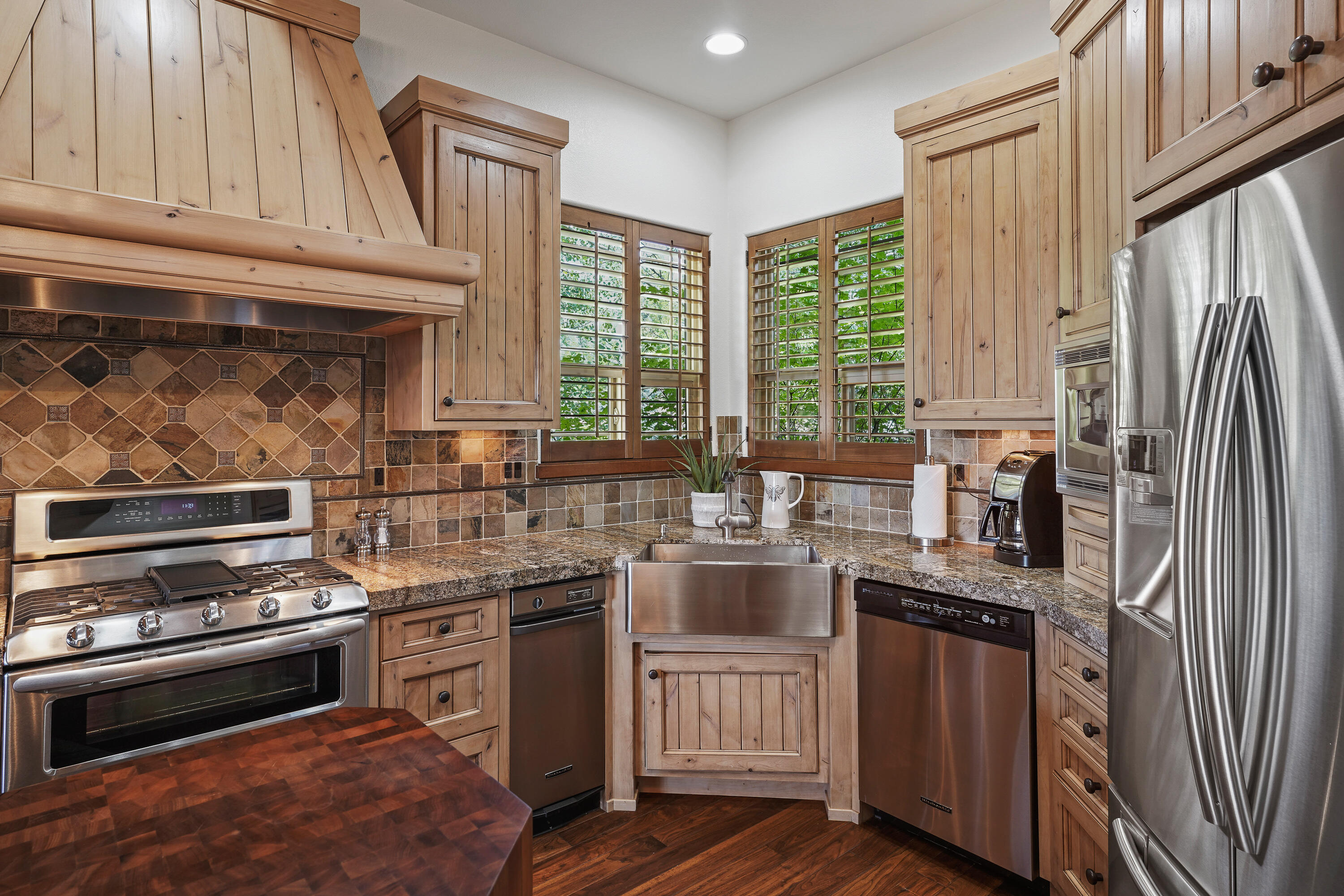 Skyliner Summit - Residential