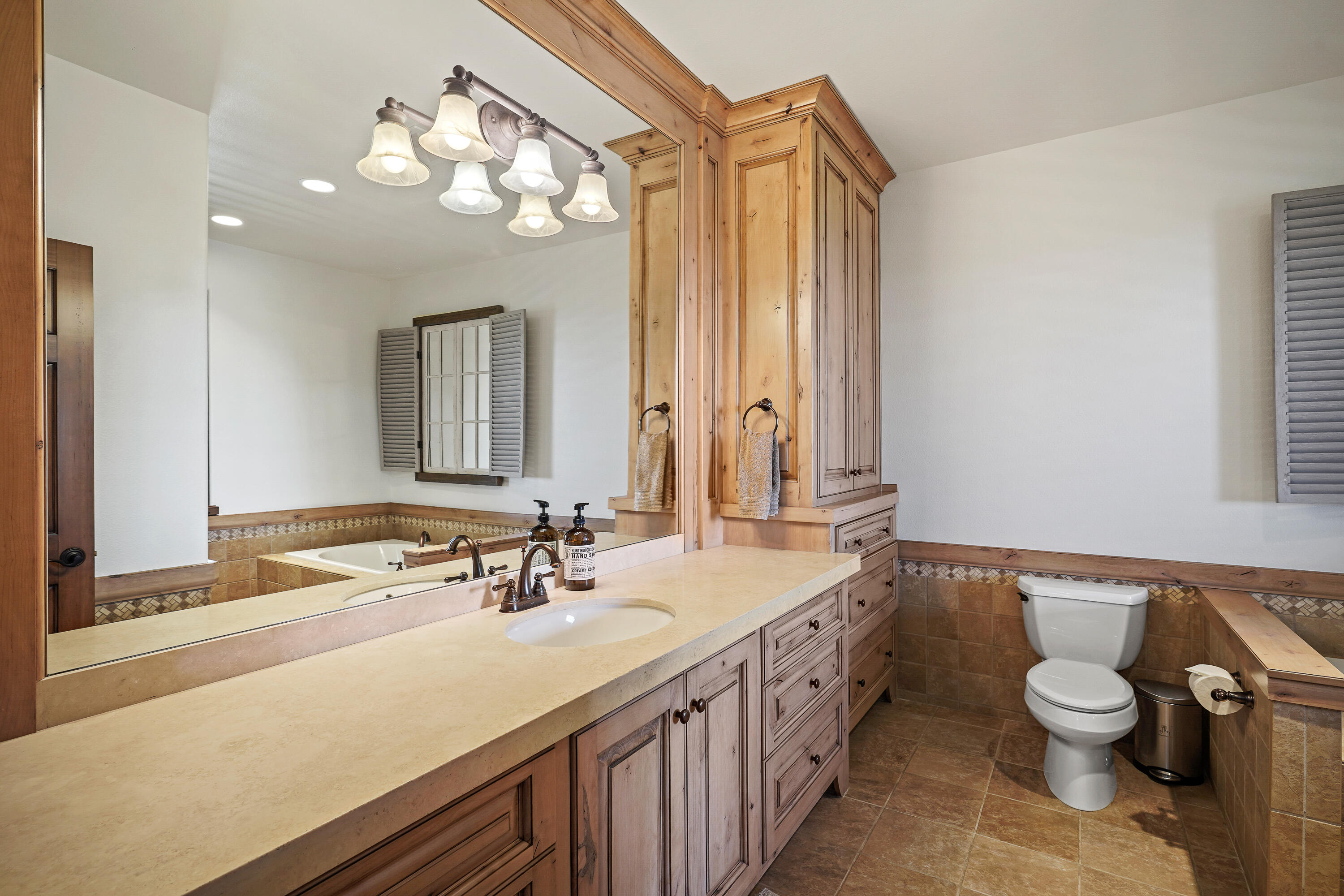 Skyliner Summit - Residential