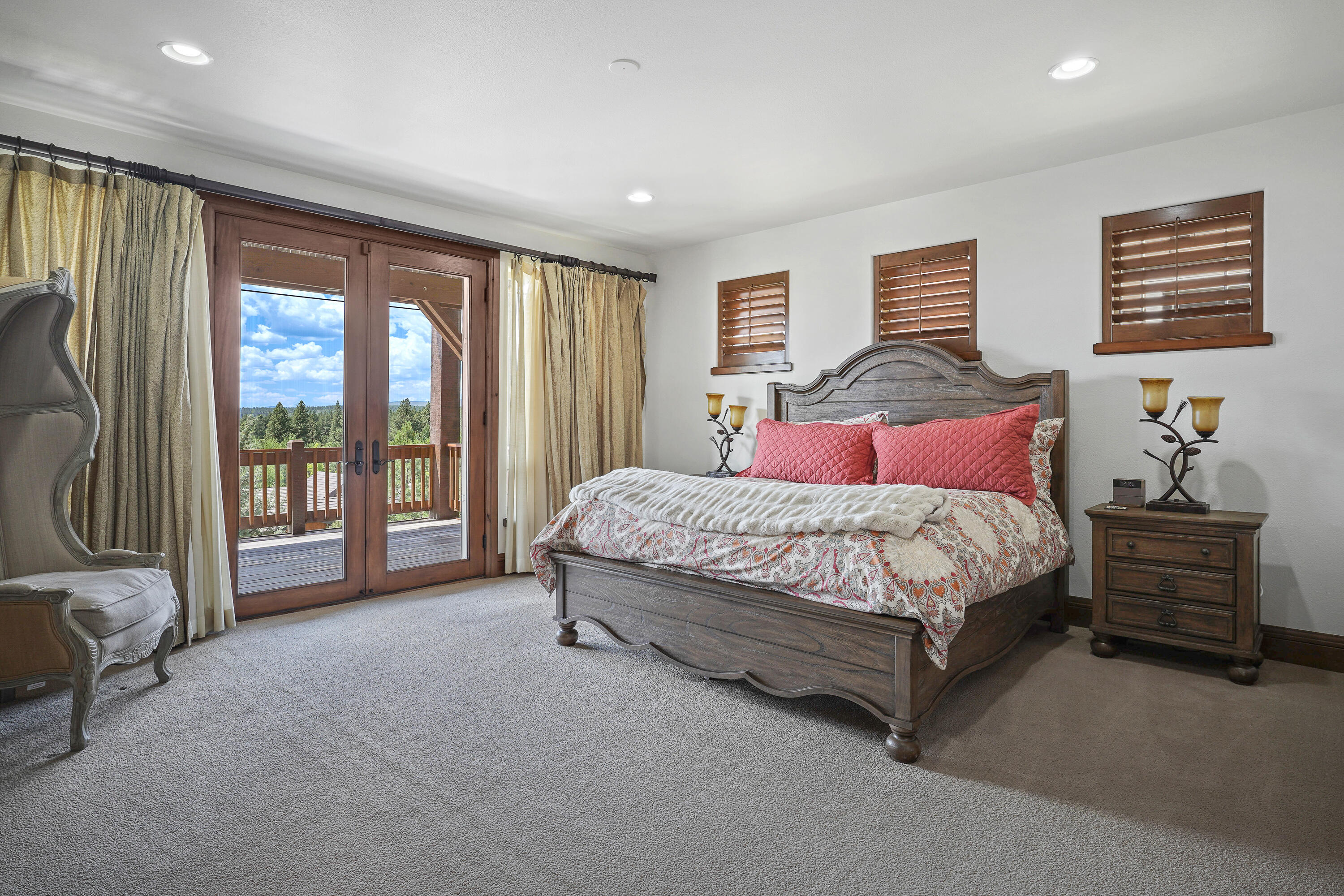 Skyliner Summit - Residential