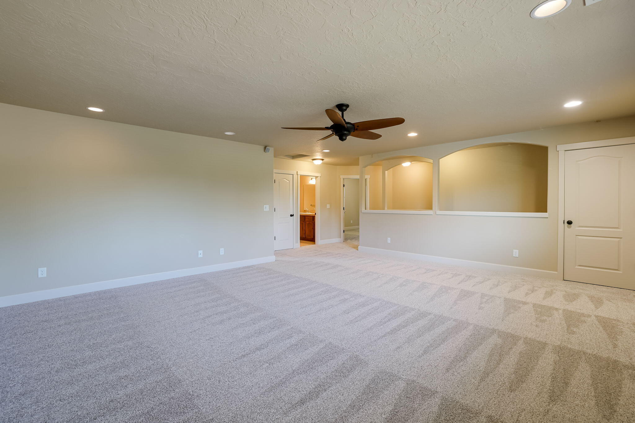 Eagle's Landing - Residential