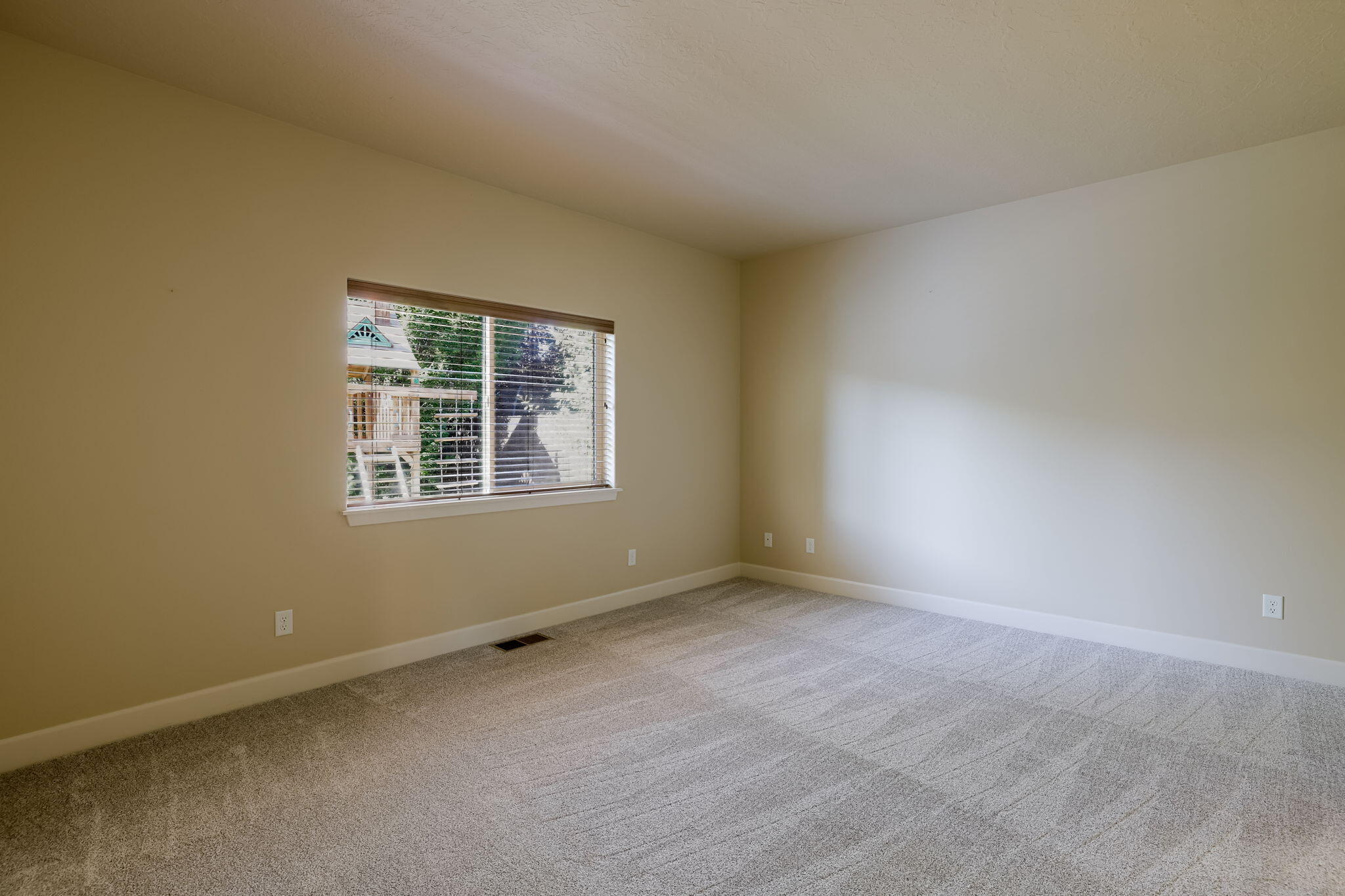 Eagle's Landing - Residential