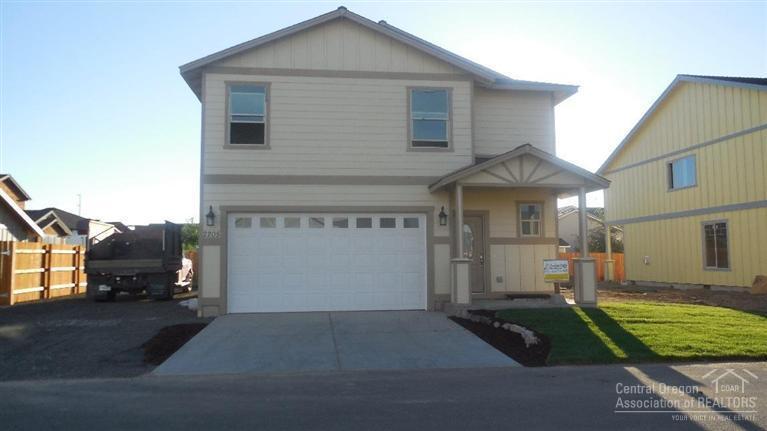 Ni Lah Sha Village - Residential