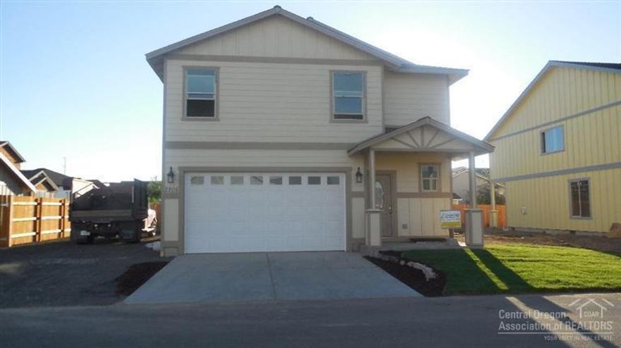 This two-story home is under construction. Now is the perfect time to choose home colors! Home comes with granite counter tops and SS appliances. This beautiful home has 3 bedrooms, 2.5 baths, and a spacious floor plan. Seller/builder is an Oregon licensed real estate broker. Estimated completion date is end of May. Pictures are not of actual home but are of another similar home by same builder.