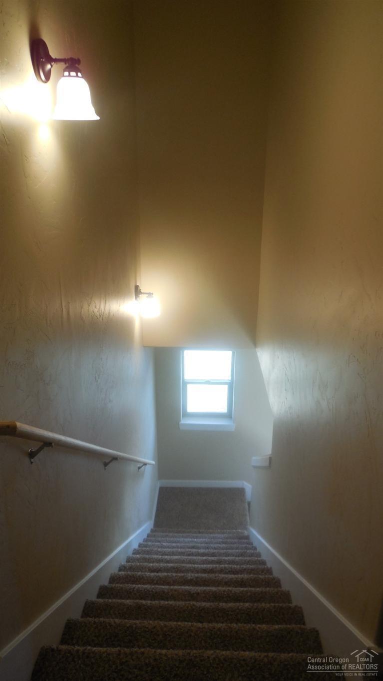 Ni Lah Sha Village - Residential