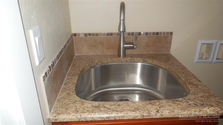 Ni Lah Sha Village - Residential