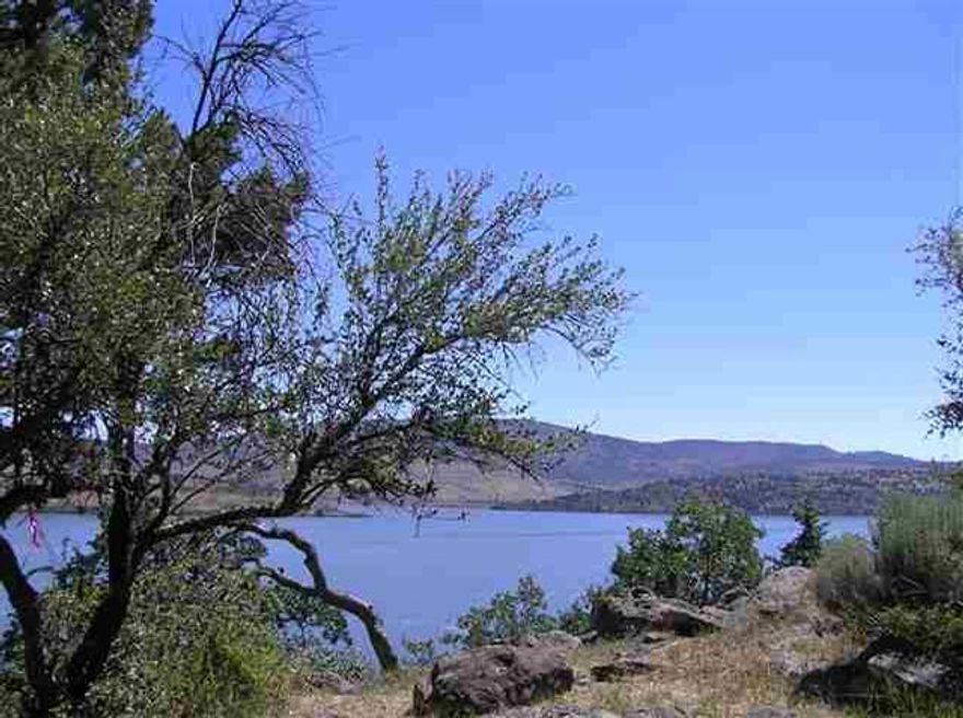 One Of The Only Eighteen Waterfront Home Sites At The Running Y. Incredible Site With Fabulous Views. Priced Below The Current Market Value. Marked And Flagged. Easy To Locate.Map Tax Lot # R-3808-010bo-09800-000