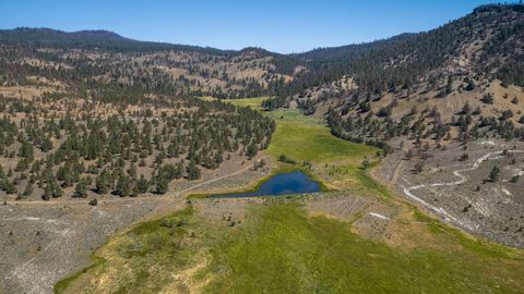 Tiny photo for 32500 SE Tackman Road, Prineville, OR 97754 (MLS # 220209744)