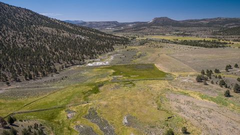 Tiny photo for 32500 SE Tackman Road, Prineville, OR 97754 (MLS # 220209744)