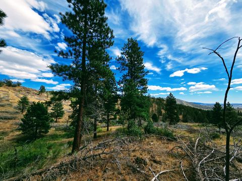 Tiny photo for 32500 SE Tackman Road, Prineville, OR 97754 (MLS # 220209744)