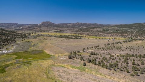 Tiny photo for 32500 SE Tackman Road, Prineville, OR 97754 (MLS # 220209744)