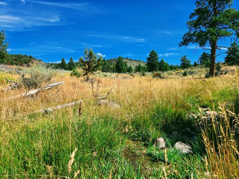 Tiny photo for 32500 SE Tackman Road, Prineville, OR 97754 (MLS # 220209744)