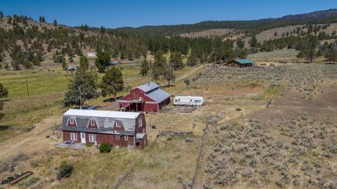 Tiny photo for 32500 SE Tackman Road, Prineville, OR 97754 (MLS # 220209744)