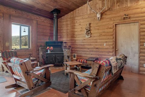 Tiny photo for 32500 SE Tackman Road, Prineville, OR 97754 (MLS # 220209744)