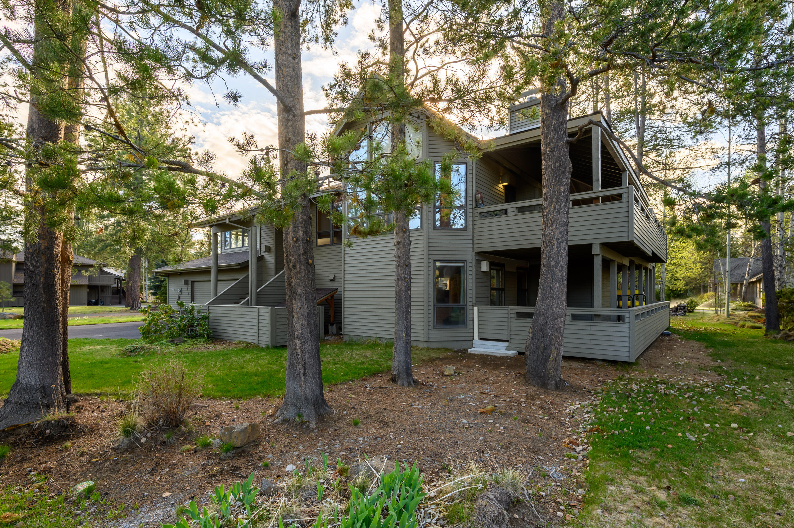 Fairway Point Villag - Residential