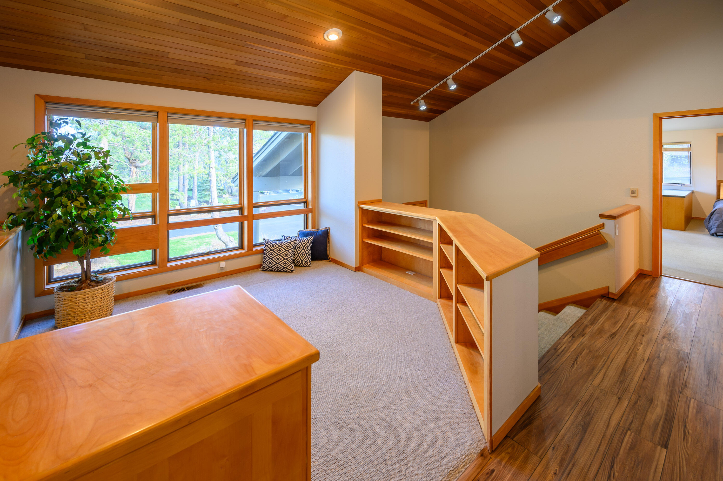 Fairway Point Villag - Residential