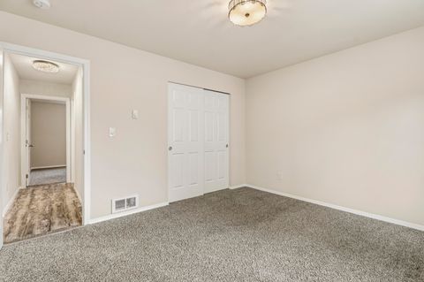 Tiny photo for 16050 Dick Road, La Pine, OR 97739 (MLS # 220221056)